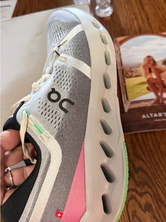 On Running Cloudsurfer Women’s Running Shoe - Light Gray with Pink Accents - Picture 3 of 4